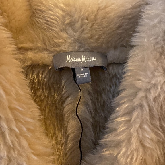 Vintage Neiman Marcus Faux Shearling Jacket Women’s Sz Small Excellent condition - Picture 2 of 11